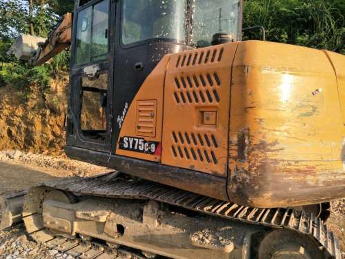 贵州出售转让二手5500小时2013年三一重工SY75C挖掘机
