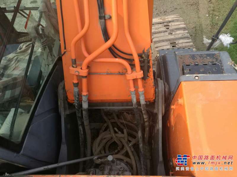 山东出售转让二手7318小时2010年日立ZX200挖掘机