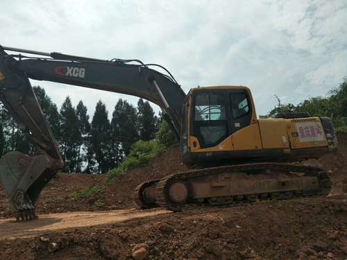 四川出售转让二手8000小时2010年徐挖XCG240LC挖掘机