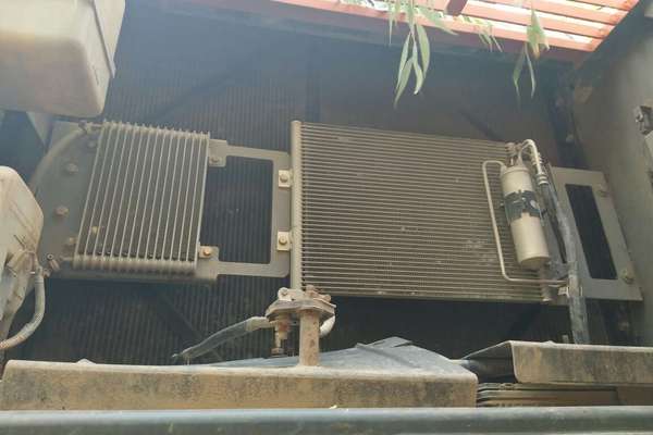甘肃出售转让二手7500小时2010年日立ZX360H挖掘机