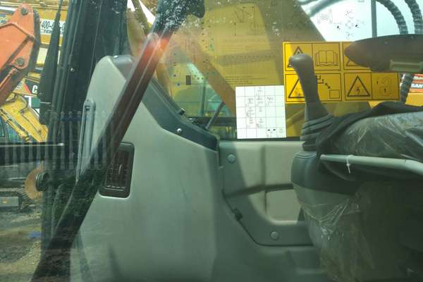 山东出售转让二手50小时2016年徐工XE150D挖掘机