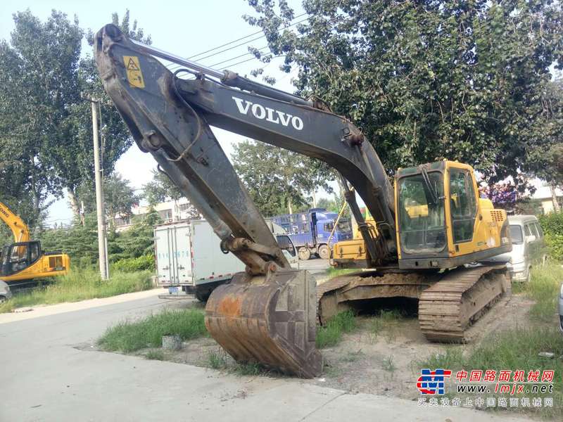 山东出售转让二手6100小时2012年沃尔沃EC210BLC挖掘机