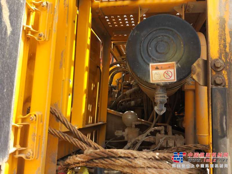 云南出售转让二手6000小时2014年龙工LG6235挖掘机