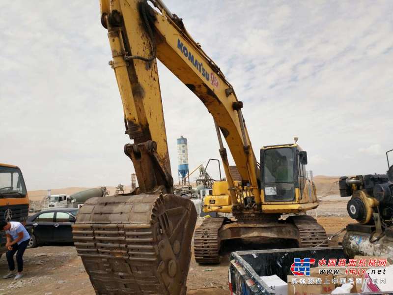 内蒙古出售转让二手13000小时2009年小松PC360挖掘机