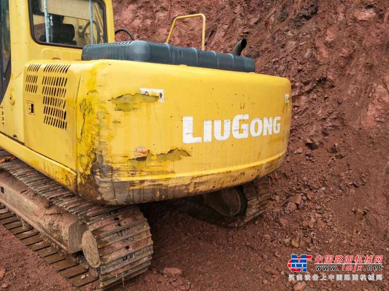 云南出售转让二手7000小时2013年柳工CLG915D挖掘机