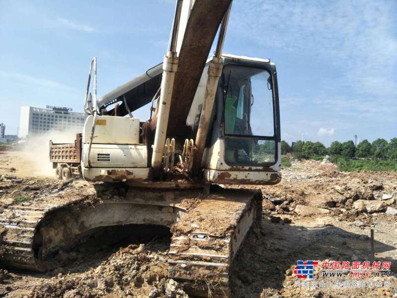 江西出售转让二手6000小时2012年中联重科ZE205E挖掘机