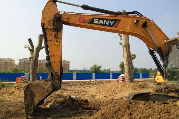 山东出售转让二手5500小时2014年三一重工SY215C挖掘机