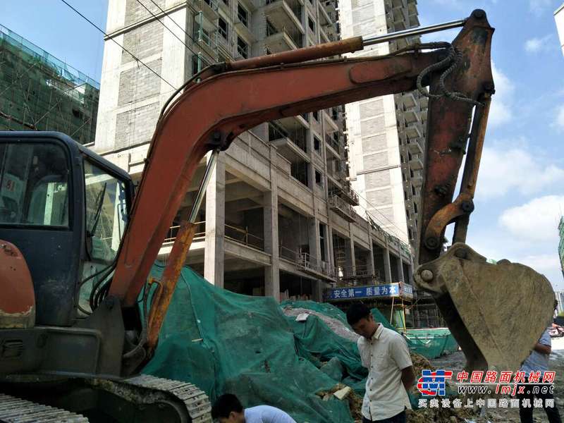 贵州出售转让二手9100小时2008年斗山DH60挖掘机
