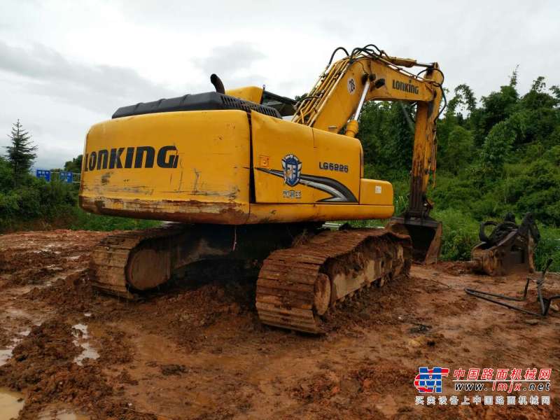 云南出售转让二手6253小时2012年龙工LG6235挖掘机