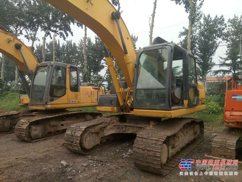 山东出售转让二手7500小时2010年住友SH210挖掘机