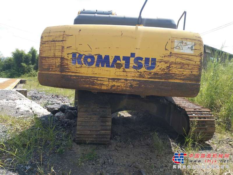 江西出售转让二手6800小时2010年小松PC200挖掘机