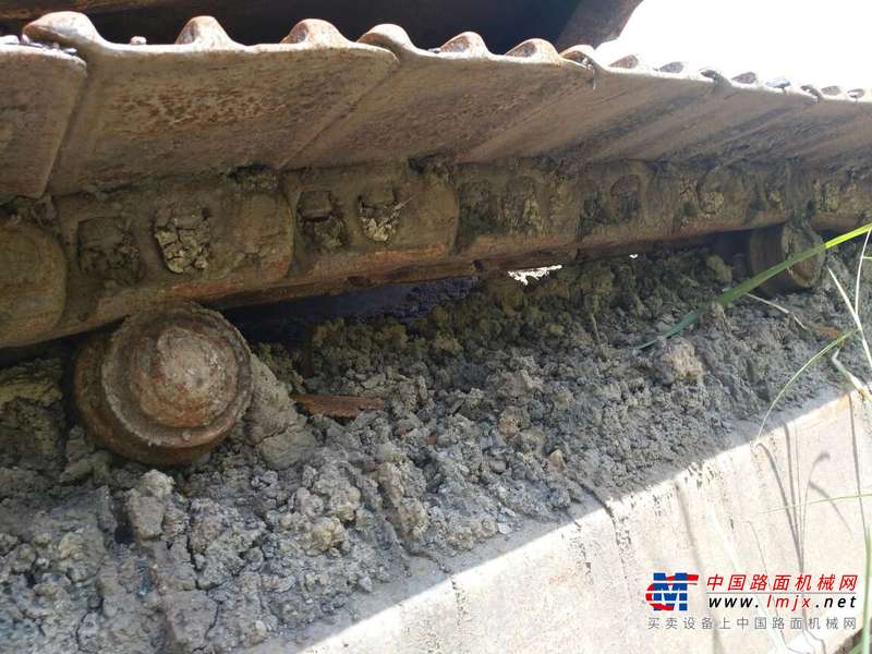 江西出售转让二手6800小时2010年小松PC200挖掘机