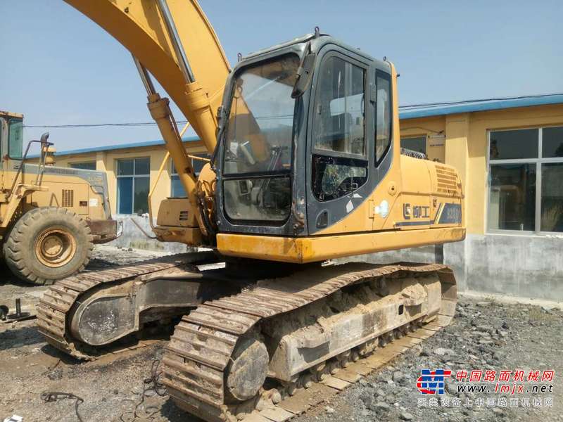 山东出售转让二手5200小时2011年柳工CLG920D挖掘机