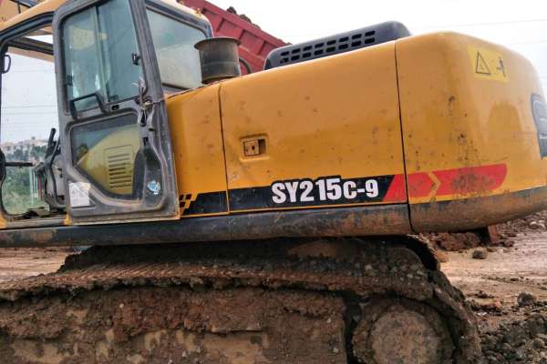 云南出售转让二手9856小时2009年三一重工SY215C挖掘机