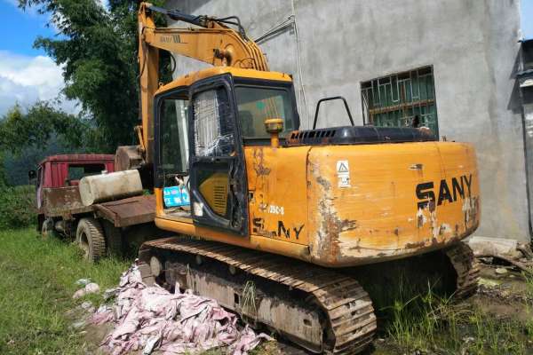 云南出售转让二手8625小时2009年三一重工SY135挖掘机