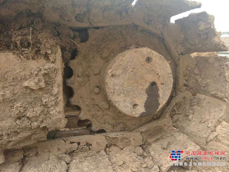 山东出售转让二手8000小时2009年卡特重工CT60挖掘机