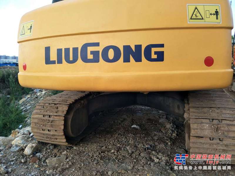 贵州出售转让二手6800小时2012年柳工CLG922D挖掘机