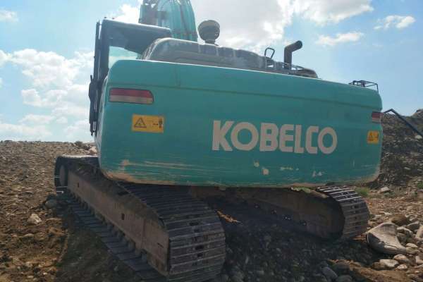 内蒙古出售转让二手6500小时2010年神钢SK260LC挖掘机