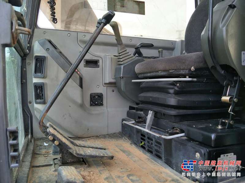 贵州出售转让二手5200小时2013年柳工CLG908DN挖掘机