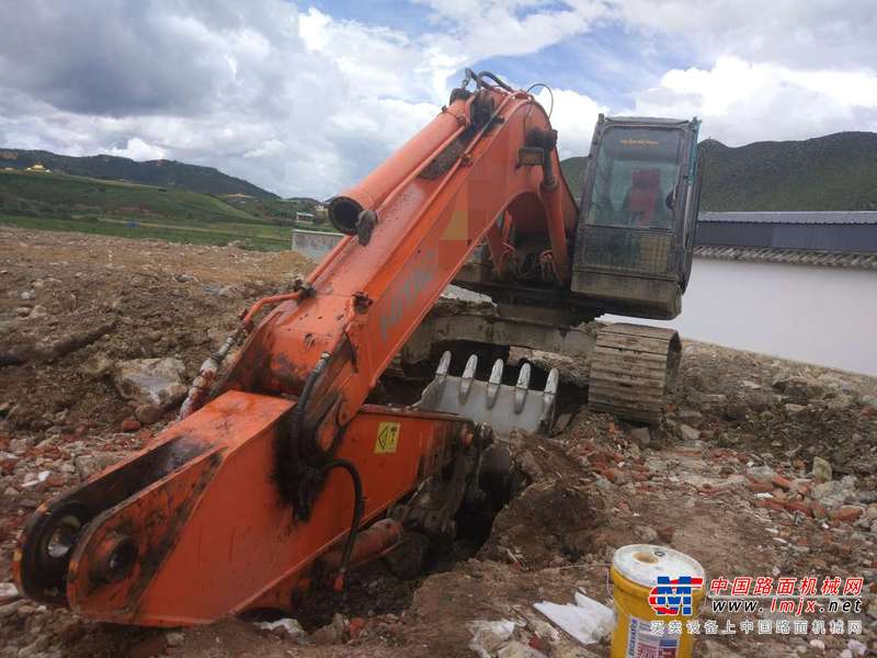云南出售转让二手6500小时2012年日立ZX250H挖掘机