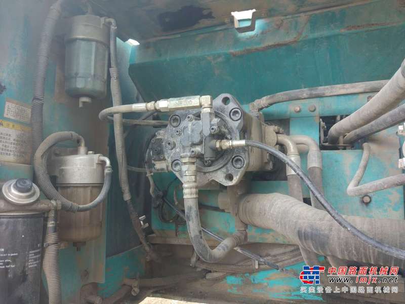 云南出售转让二手6893小时2010年神钢SK260LC挖掘机