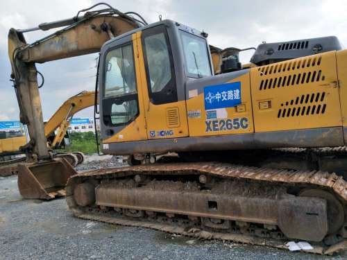 贵州出售转让二手7300小时2011年徐工XE260C挖掘机