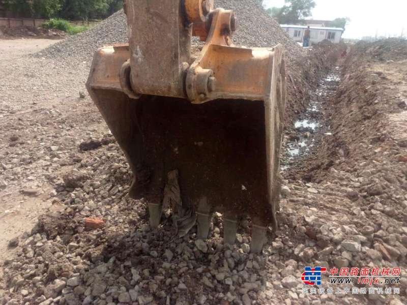 黑龙江出售转让二手3000小时2014年福田雷沃FR170挖掘机