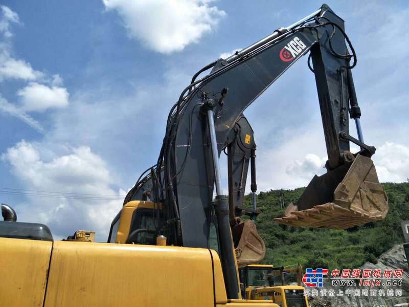 贵州出售转让二手6200小时2012年徐挖XCG210LC挖掘机