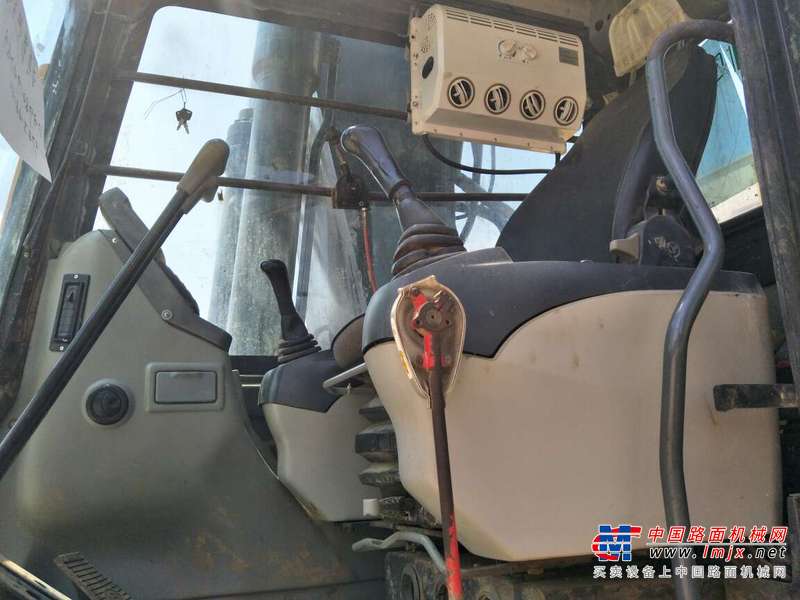 贵州出售转让二手6200小时2012年徐挖XCG210LC挖掘机