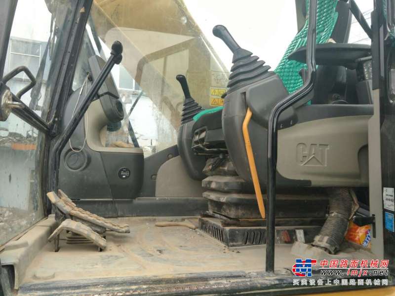 山东出售转让二手8900小时2012年卡特彼勒320D挖掘机