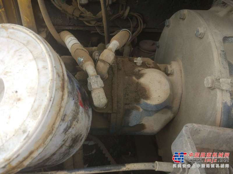 云南出售转让二手8000小时2011年现代R60挖掘机