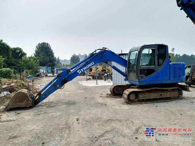 山东出售转让二手2000小时2014年山重建机GC88挖掘机