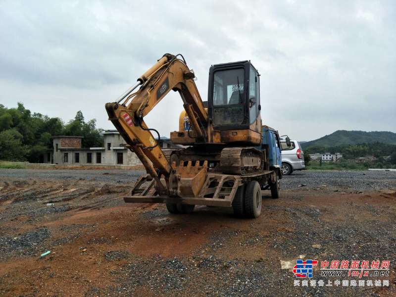 江西出售转让二手5000小时2012年福田雷沃FR65V8挖掘机