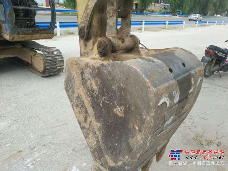 河南出售转让二手12500小时2006年柳工CLG907挖掘机