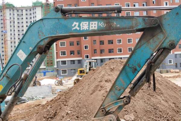山西出售转让二手8000小时2010年久保田KX155挖掘机