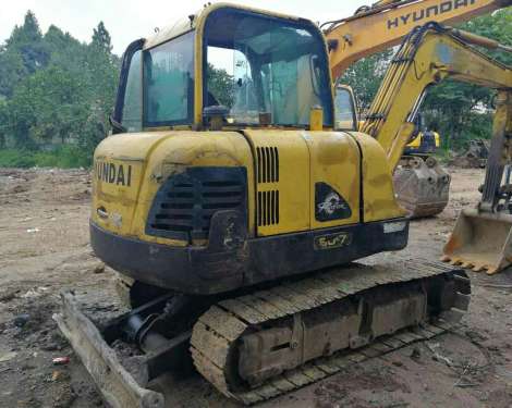 贵州出售转让二手6800小时2011年现代R60挖掘机