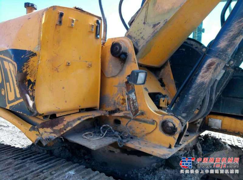 吉林出售转让二手8961小时2010年JCBJS220LC挖掘机