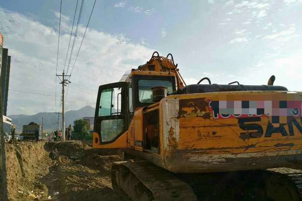 山西出售转让二手9500小时2010年三一重工SY215C挖掘机