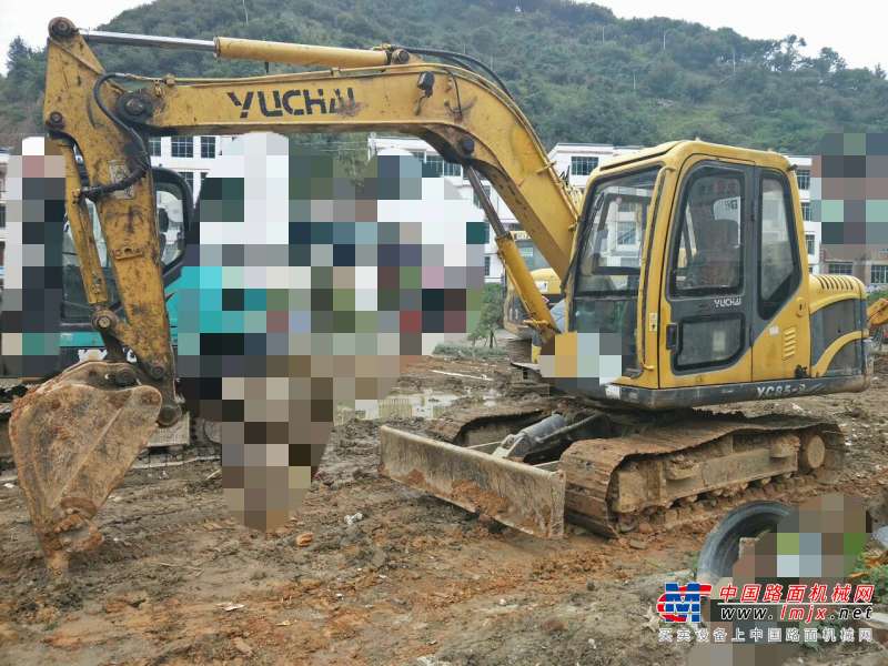 贵州出售转让二手6500小时2010年玉柴YC85挖掘机