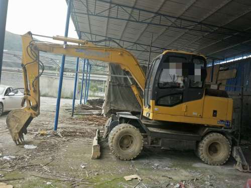 贵州出售转让二手3000小时2014年愚公机械轮挖WYL80X4挖掘机