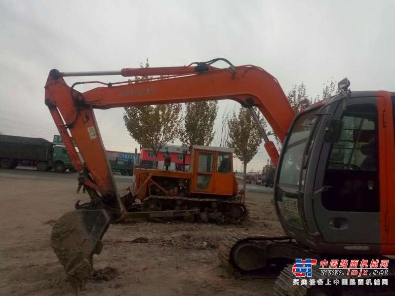 黑龙江出售转让二手9500小时2009年日立ZX70挖掘机