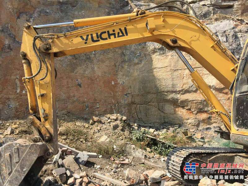 山东出售转让二手5000小时2012年玉柴YC85挖掘机
