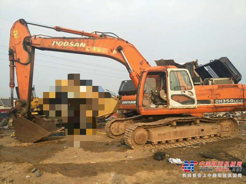 山东出售转让二手9000小时2009年斗山DH300LC挖掘机