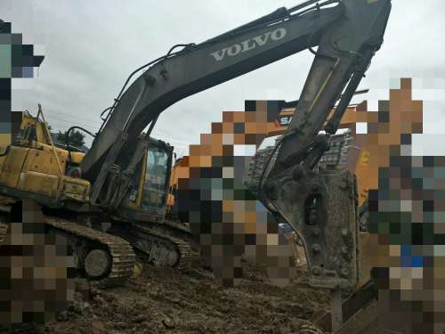贵州出售转让二手8300小时2006年沃尔沃EC210B挖掘机