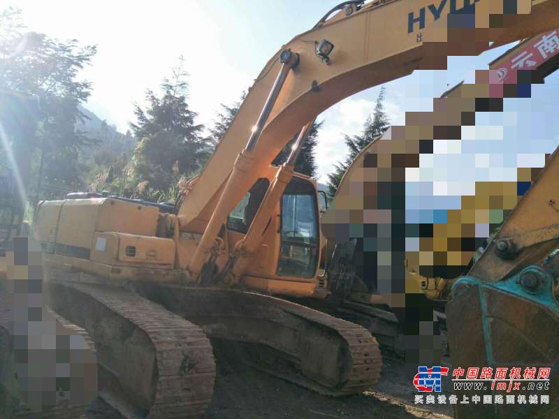 云南出售转让二手9000小时2010年现代R335L挖掘机