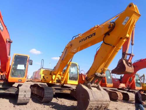黑龙江出售转让二手9000小时2007年现代R335挖掘机
