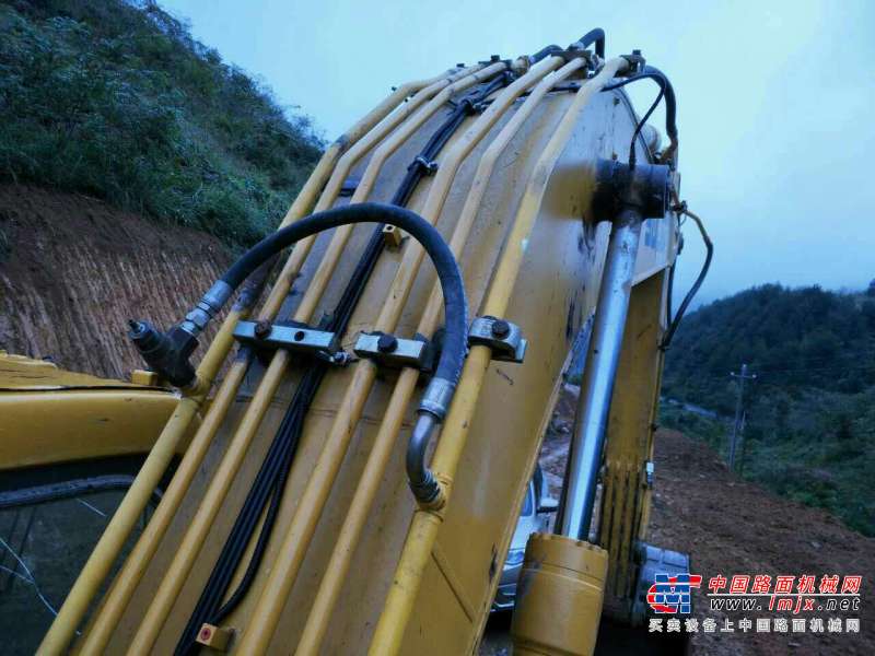 贵州出售转让二手2100小时2016年临工LG6225E挖掘机