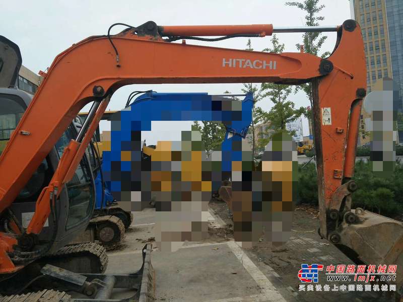 山东出售转让二手8000小时2009年日立ZX60挖掘机