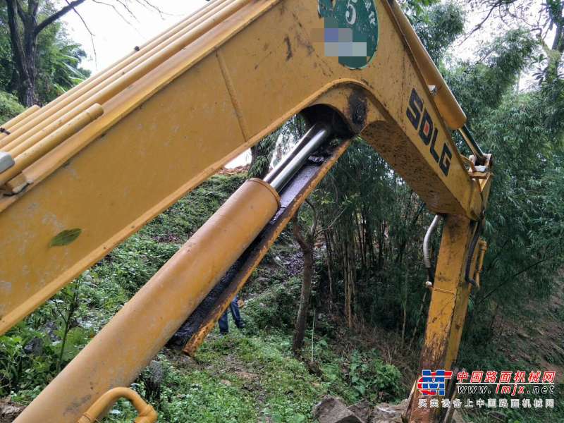 云南出售转让二手2000小时2013年临工LG660挖掘机
