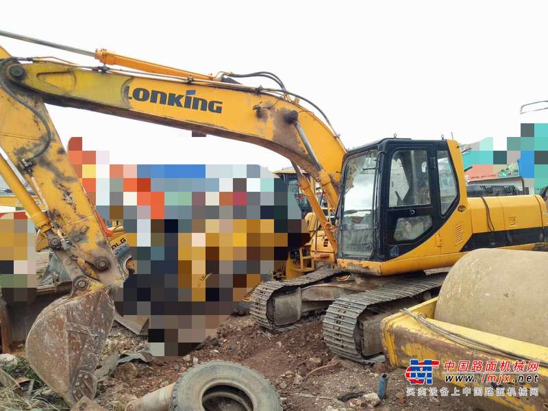 云南出售转让二手6823小时2013年龙工LG6210B挖掘机